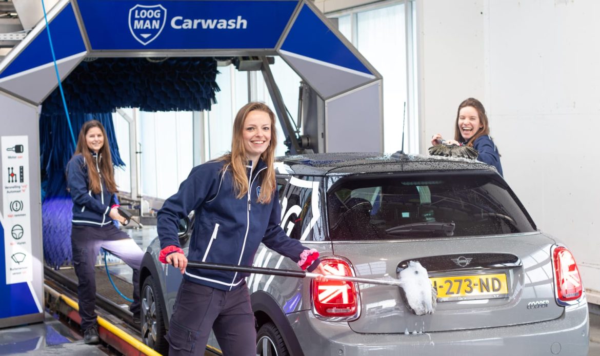 ‘We willen deze Internationale Vrouwendag laten zien dat vrouwen goed in de carwashbranche passen’